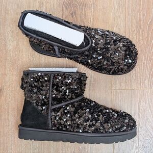 NIB Ugg Classic Mini Chunky Sequin Boots